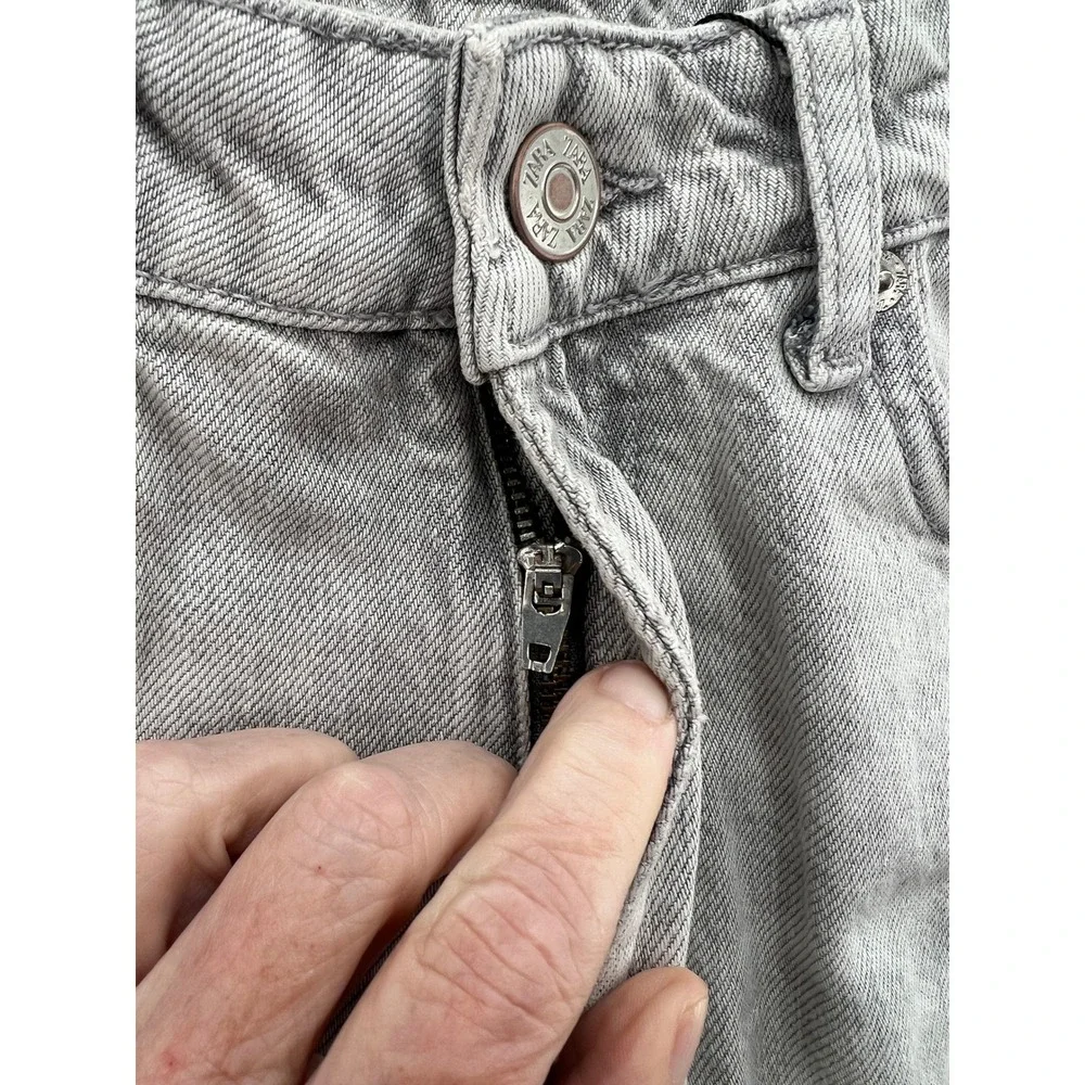 Zara Jean Shorts Mens Sz 30 Gray Denim Shorts Raw Hem Seam NWT